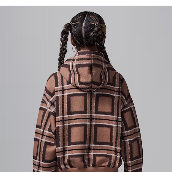 Jordan Brooklyn Essentials
Big Kids' Plaid Print Pullover Hoodie - Picture 2 of 14